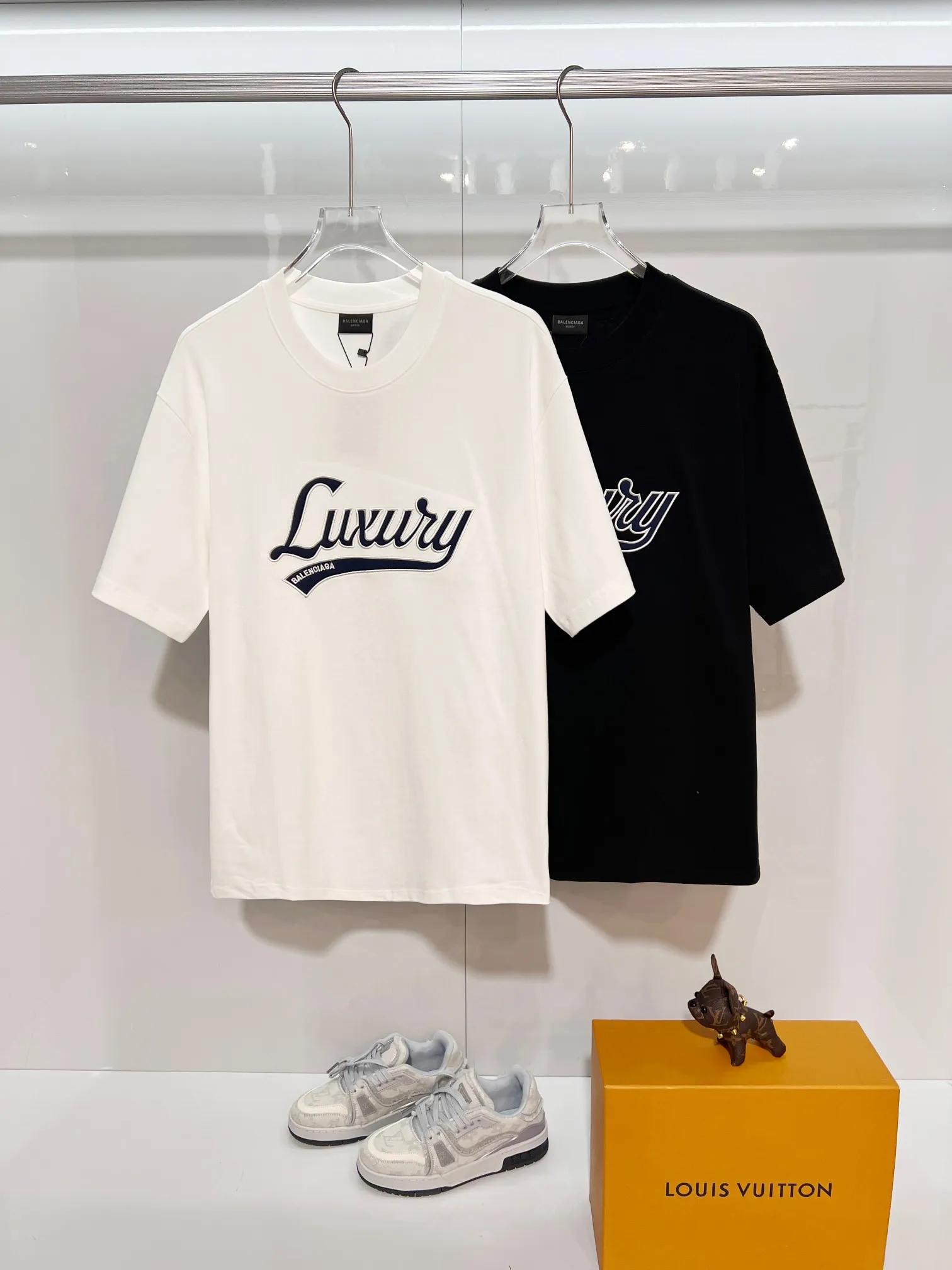 Balenciaga 2026New Arrival logo Same Style t · 320 100％ · 32 · ：White Size：S M L XL